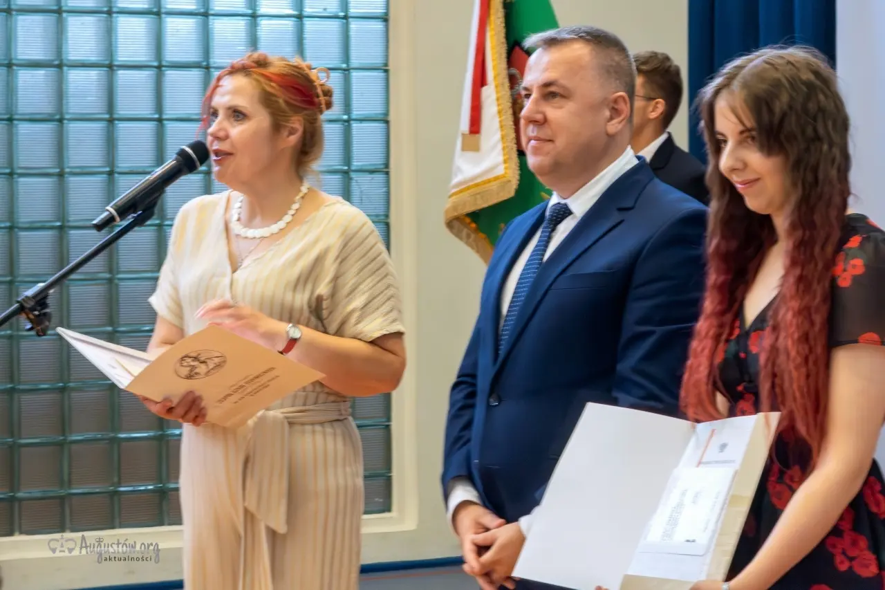 Powiatowa uroczystość zakończenia roku szkolnego (21)