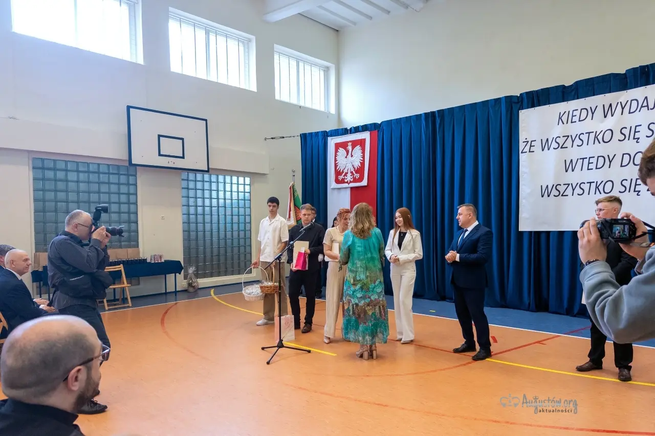 Powiatowa uroczystość zakończenia roku szkolnego (25)