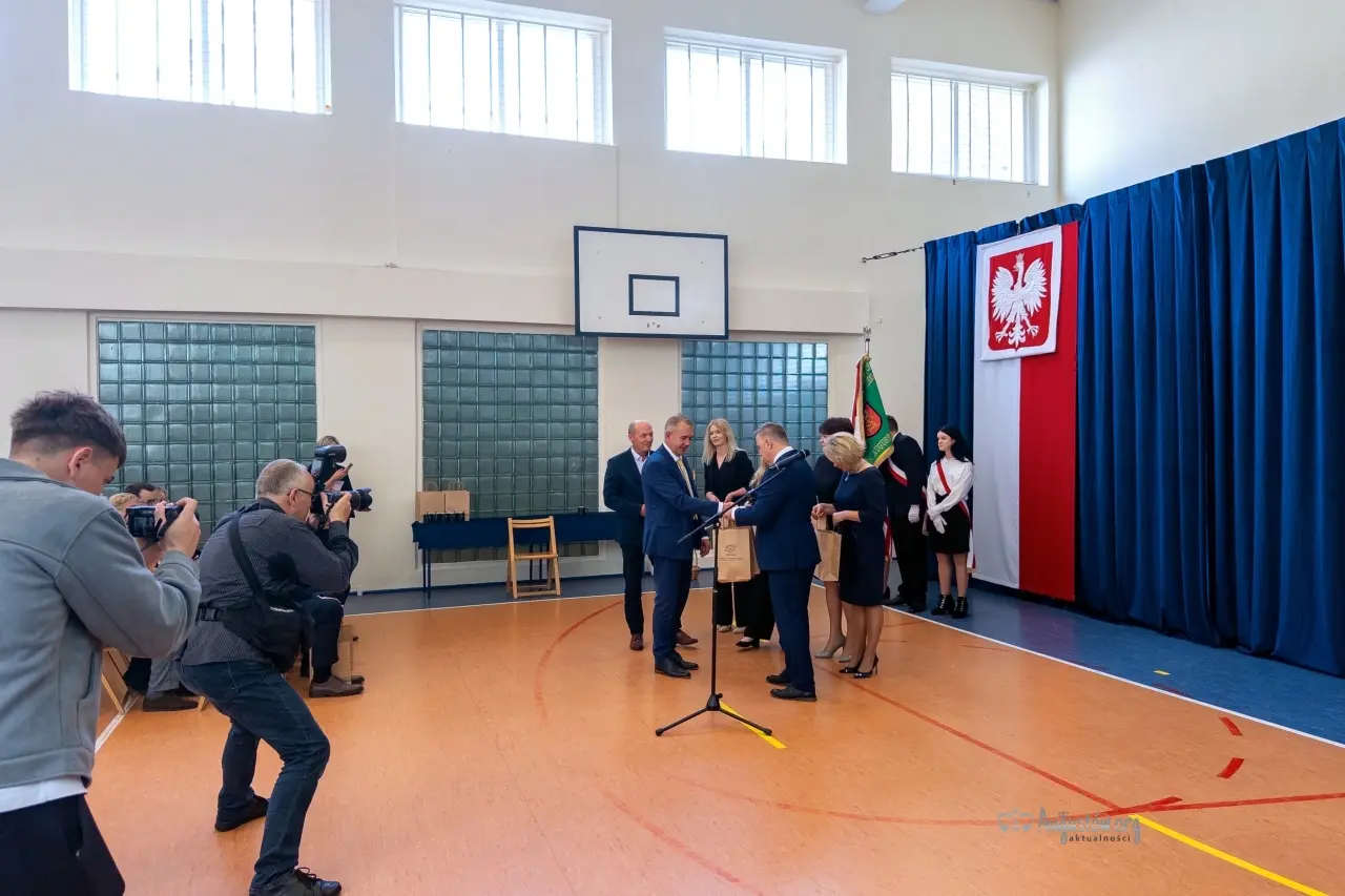 Powiatowa uroczystość zakończenia roku szkolnego (36)