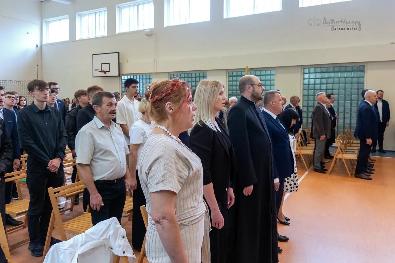 Powiatowa uroczystość zakończenia roku szkolnego (4)
