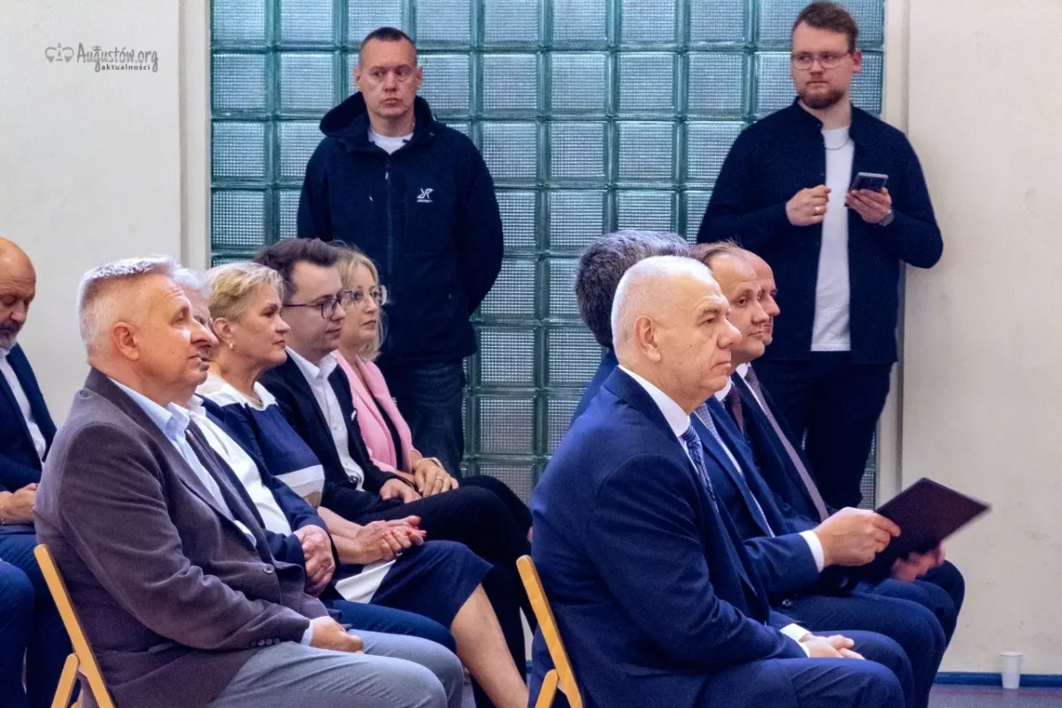 Powiatowa uroczystość zakończenia roku szkolnego (5)