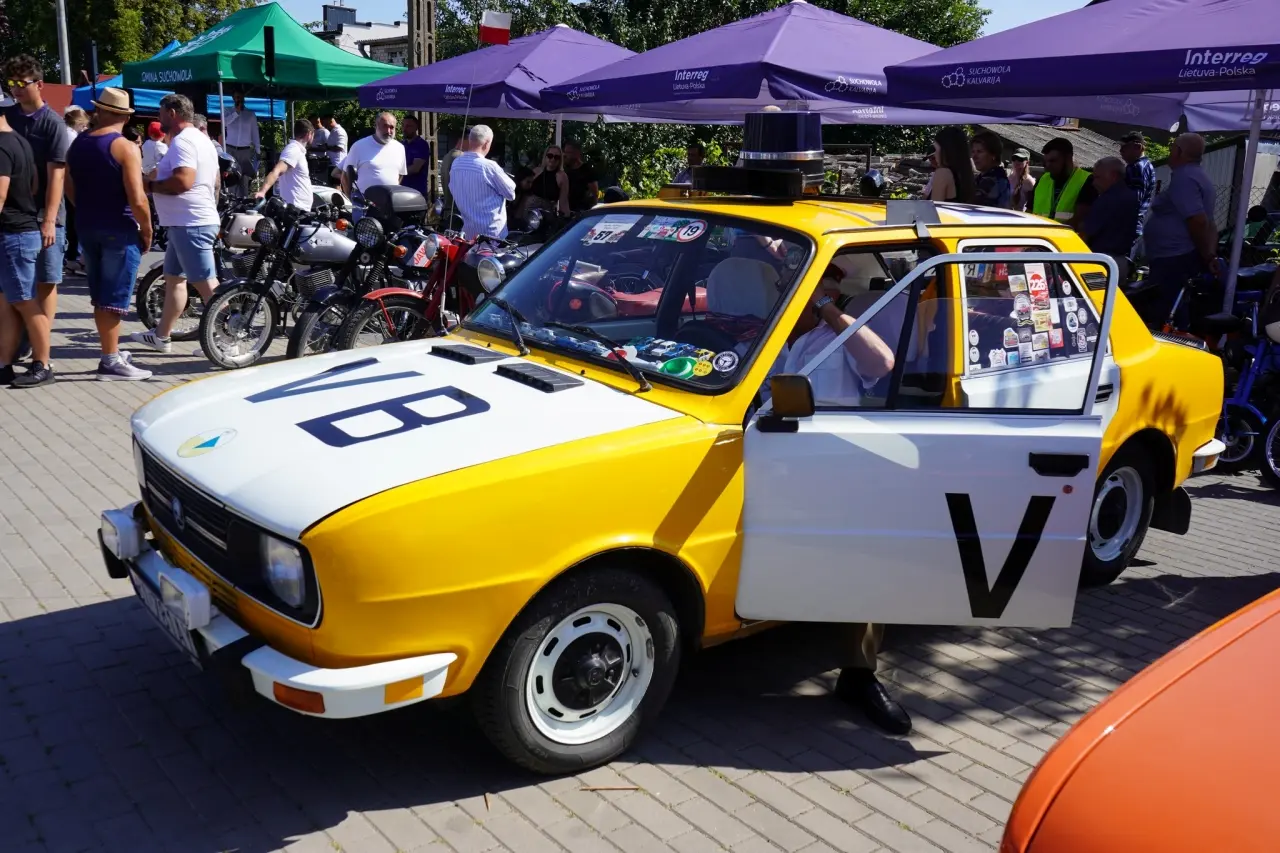 Zlot klasycznej motoryzacji w Suchowoli (6)