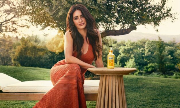 Hiszpański urok i elegancja – Penélope Cruz nową twarzą marki Kinga