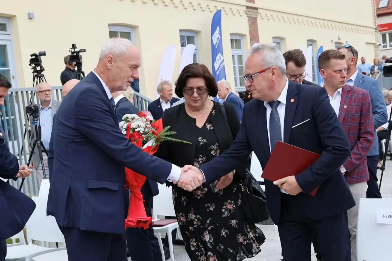 Augustów Dom Pamięci Obławy Augustowskiej otwarty (10)