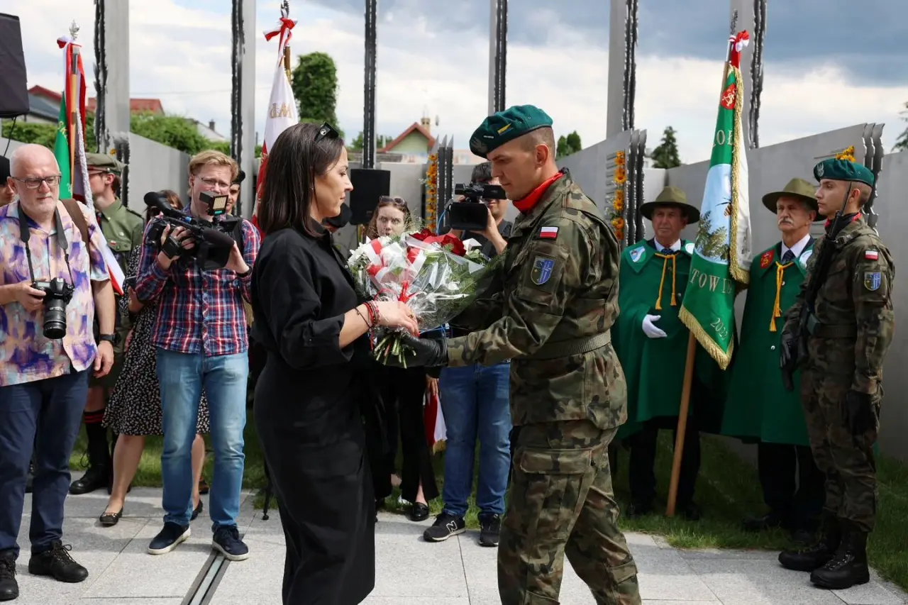 Augustów Dom Pamięci Obławy Augustowskiej otwarty (20)
