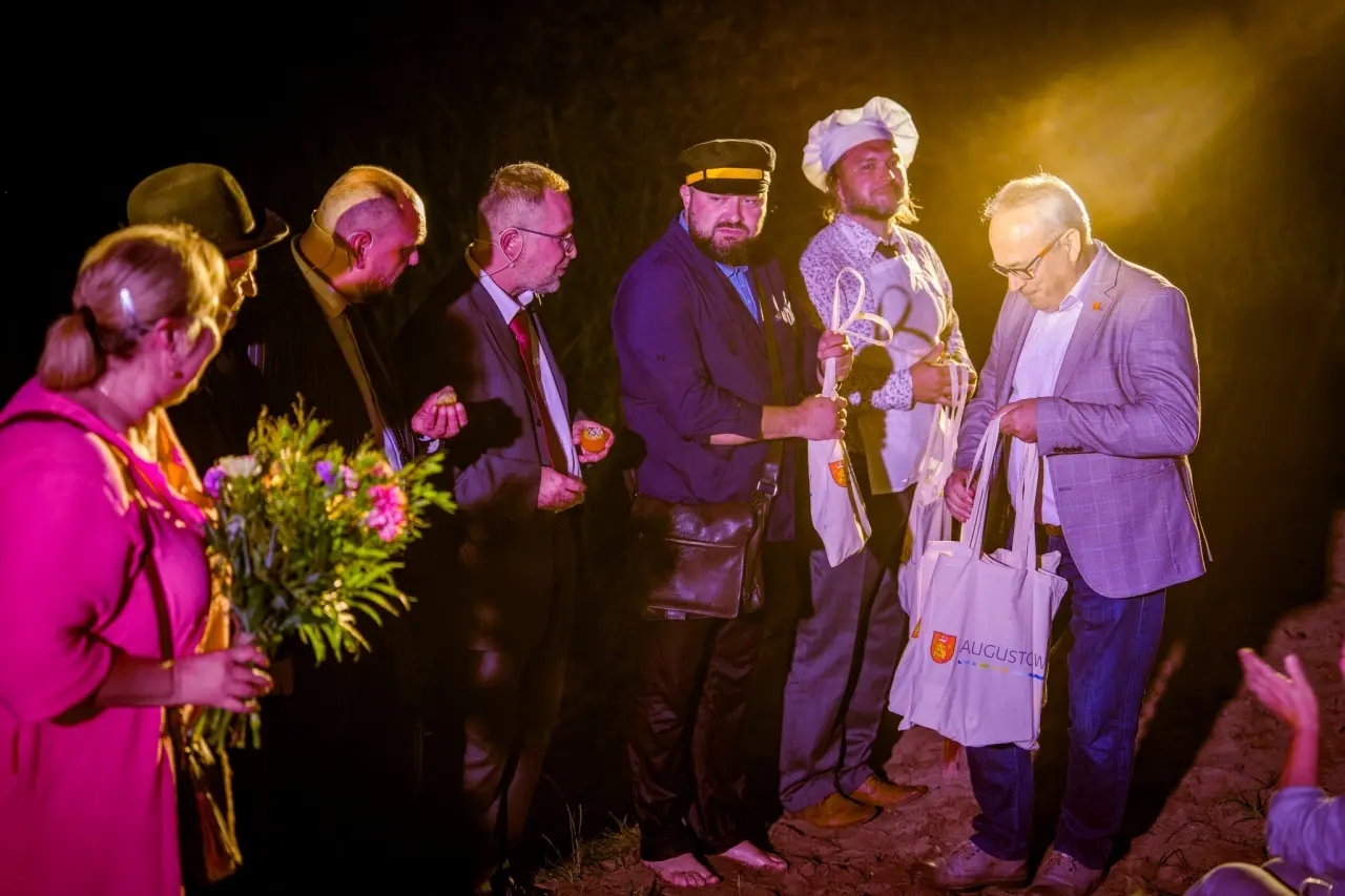 Spektakl „Na pełnym morzu” (4)
