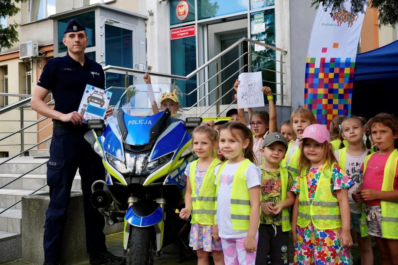 Uroczyste obchody Święta Policji w KPP Augustów (28)