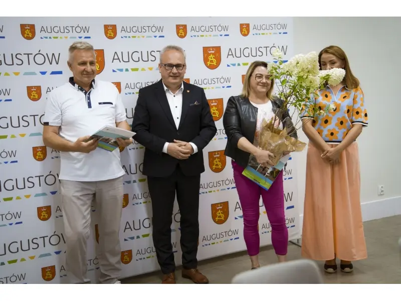 Augustów Dzięki nim Augustów rozkwita (12)