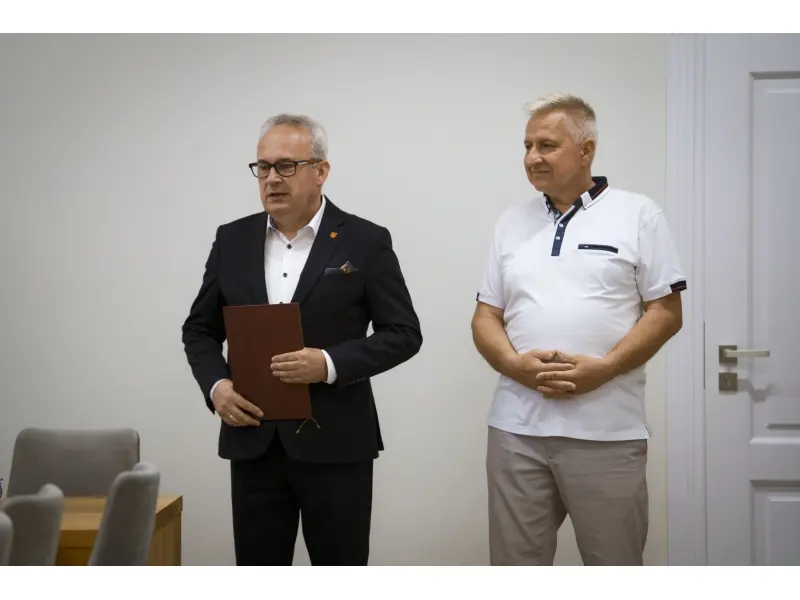 Augustów Dzięki nim Augustów rozkwita (2)