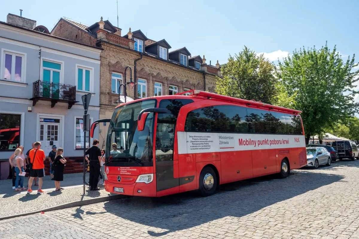 Augustów oddaje krew za Warszawę (11)