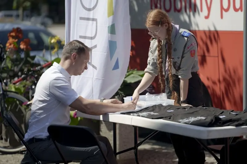 Augustów oddaje krew za Warszawę (9)