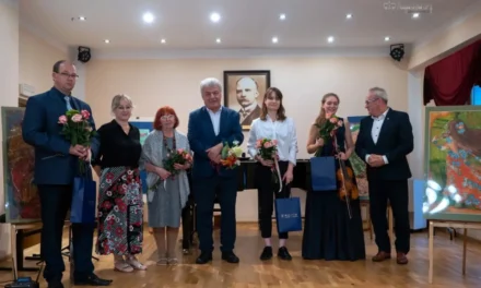 Augustów: Lipcowa edycja wydarzenia „Muzyka z poezją” w augustowskiej PSM [Foto]