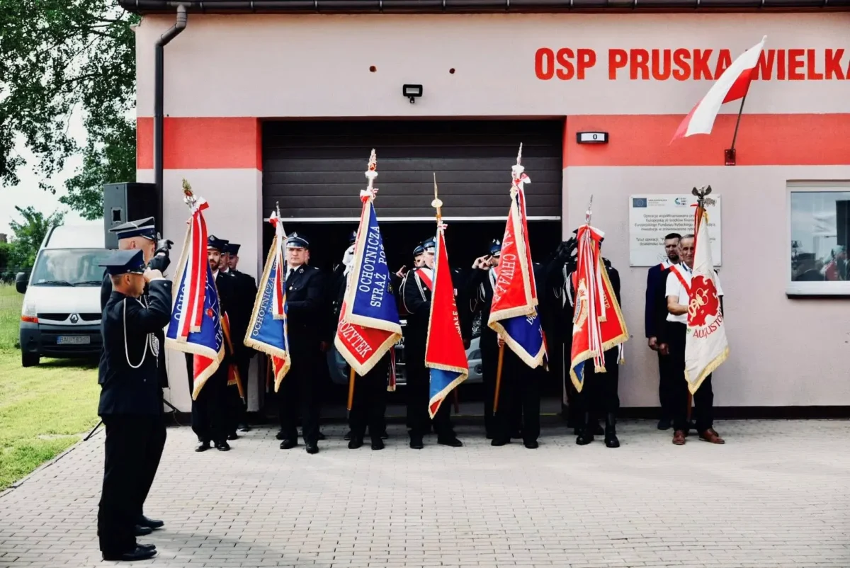 Nadanie sztandaru i 60-lecie OSP w Prusce Wielkiej (25)