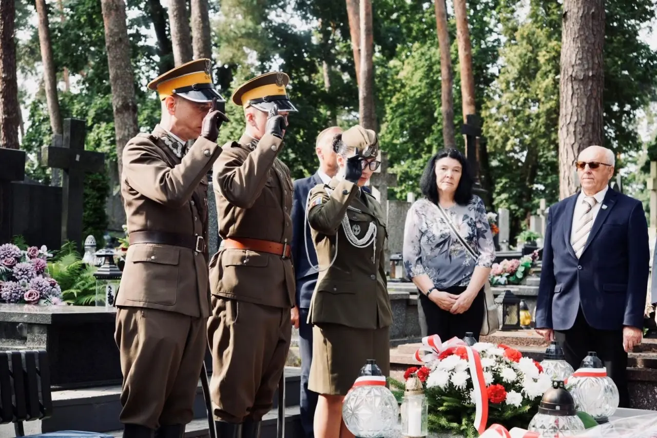 Obchody 81. rocznicy śmierci ppor. Juliana Wierzbickiego (1)