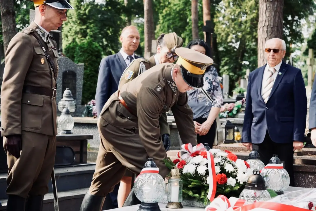 Obchody 81. rocznicy śmierci ppor. Juliana Wierzbickiego (2)