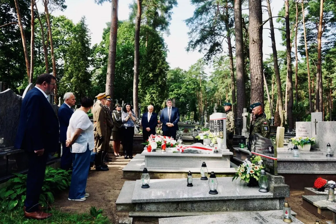 Obchody 81. rocznicy śmierci ppor. Juliana Wierzbickiego (24)