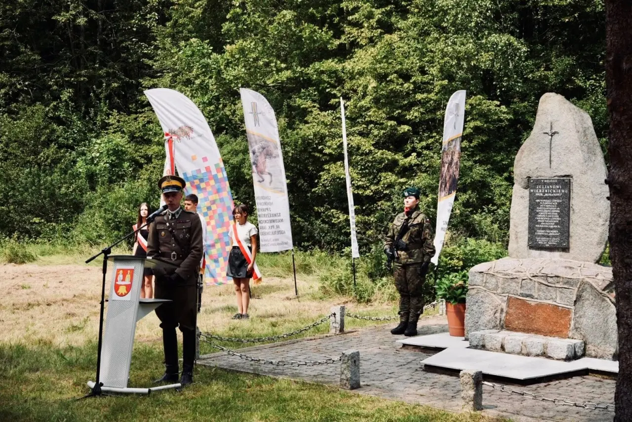 Obchody 81. rocznicy śmierci ppor. Juliana Wierzbickiego (27)