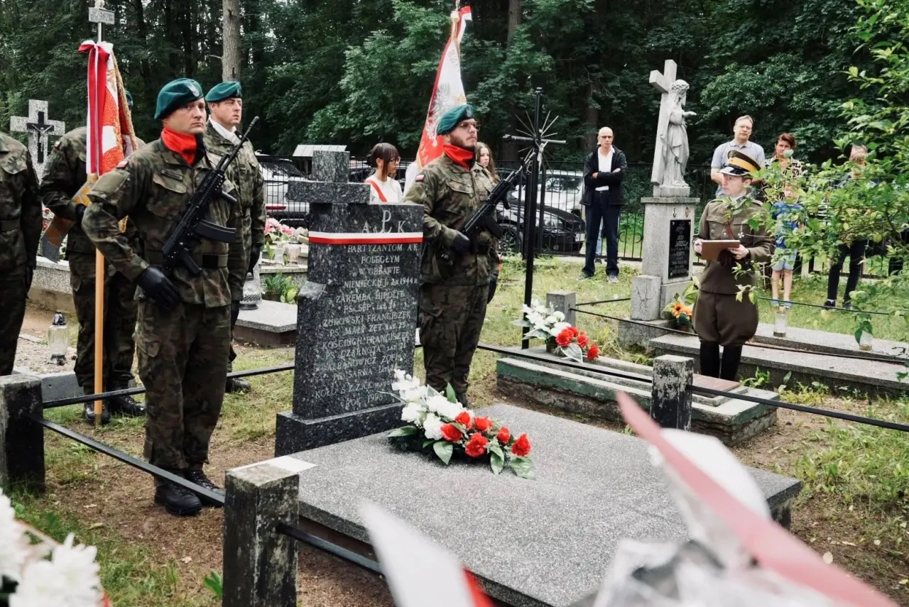 Obchody 81. rocznicy śmierci ppor. Juliana Wierzbickiego (32)