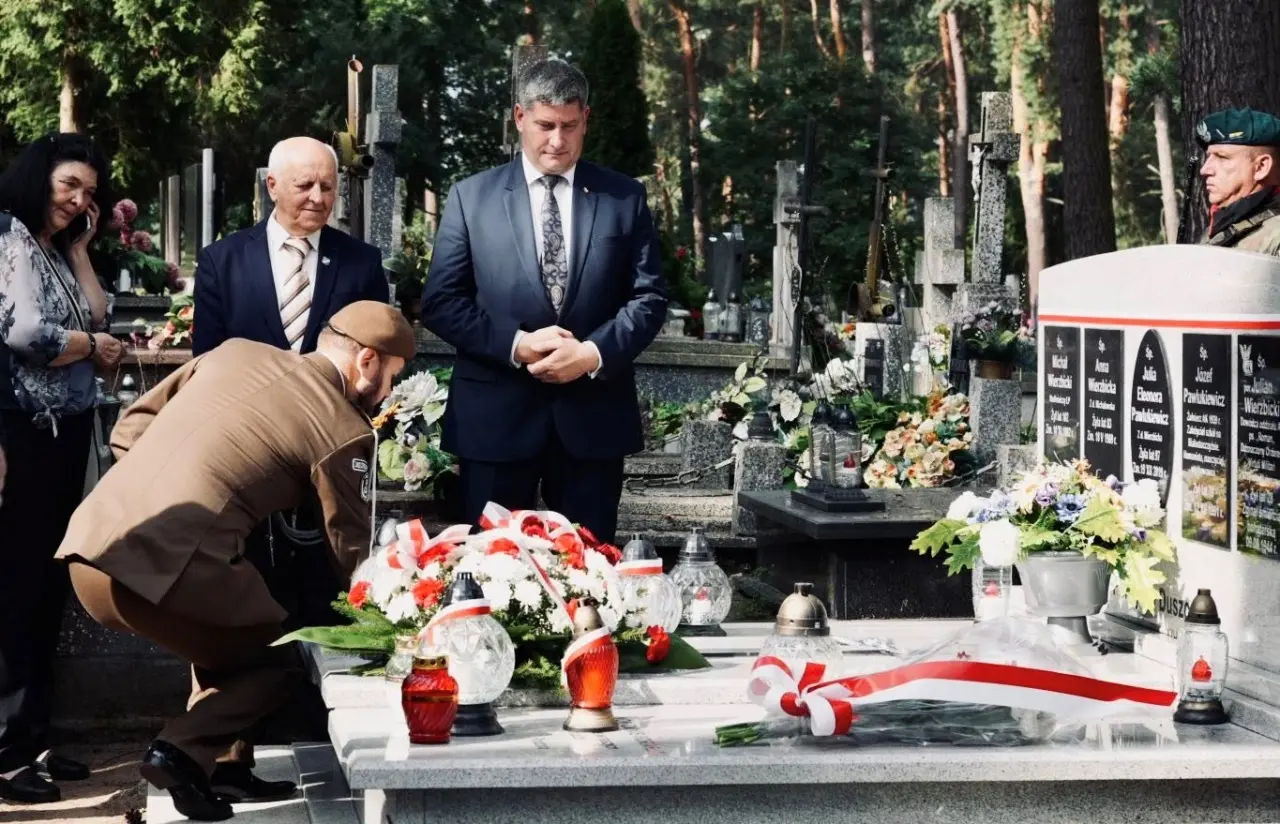 Obchody 81. rocznicy śmierci ppor. Juliana Wierzbickiego (7)