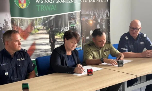 Augustów: Od nowego roku szkolnego oddział o profilu mundurowym rozpocznie działalność II LO w Augustowie [Foto]
