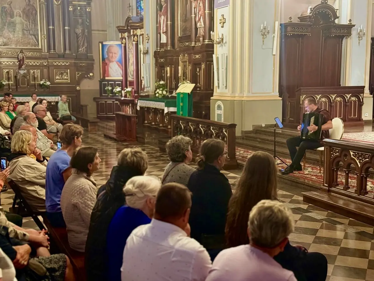 Recital Tomasza Ostaszewskiego w augustowskiej Bazylice (5)