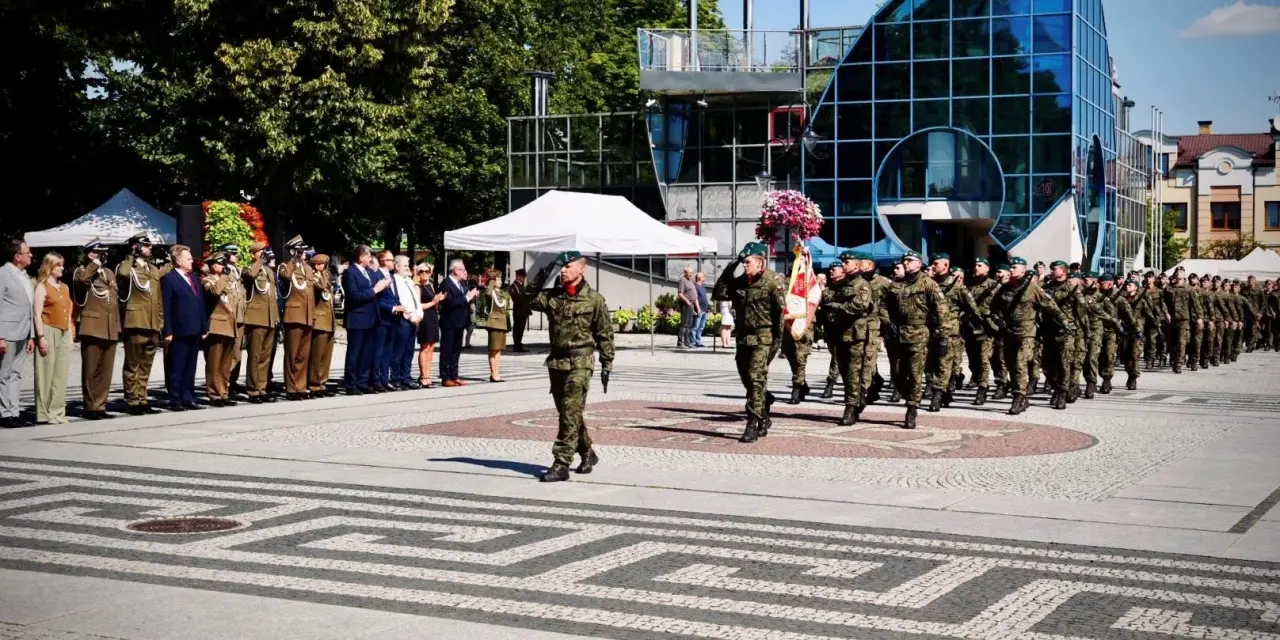 Augustów: „Wojsko to tarcza narodu, a pamięć o żołnierzach – jego siła.” 