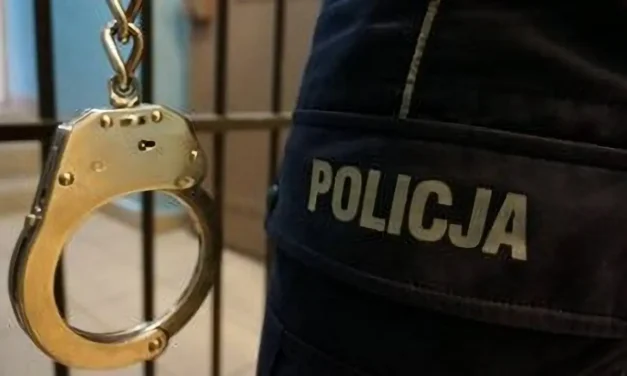 Augustów: W trakcie awantury domowej wybił okno konkubinie, był poszukiwany
