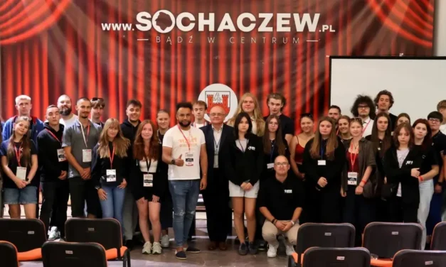 Augustów: Delegacja MR Powiatu Augustów uczestniczyła w I Ogólnopolskim Zlocie Młodzieżowych Rad w Sochaczewie
