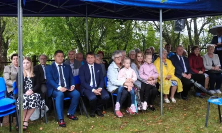 Augustów: Uroczystość upamiętniająca 82. rocznicę pacyfikacji przez Niemców wsi Jasionowo