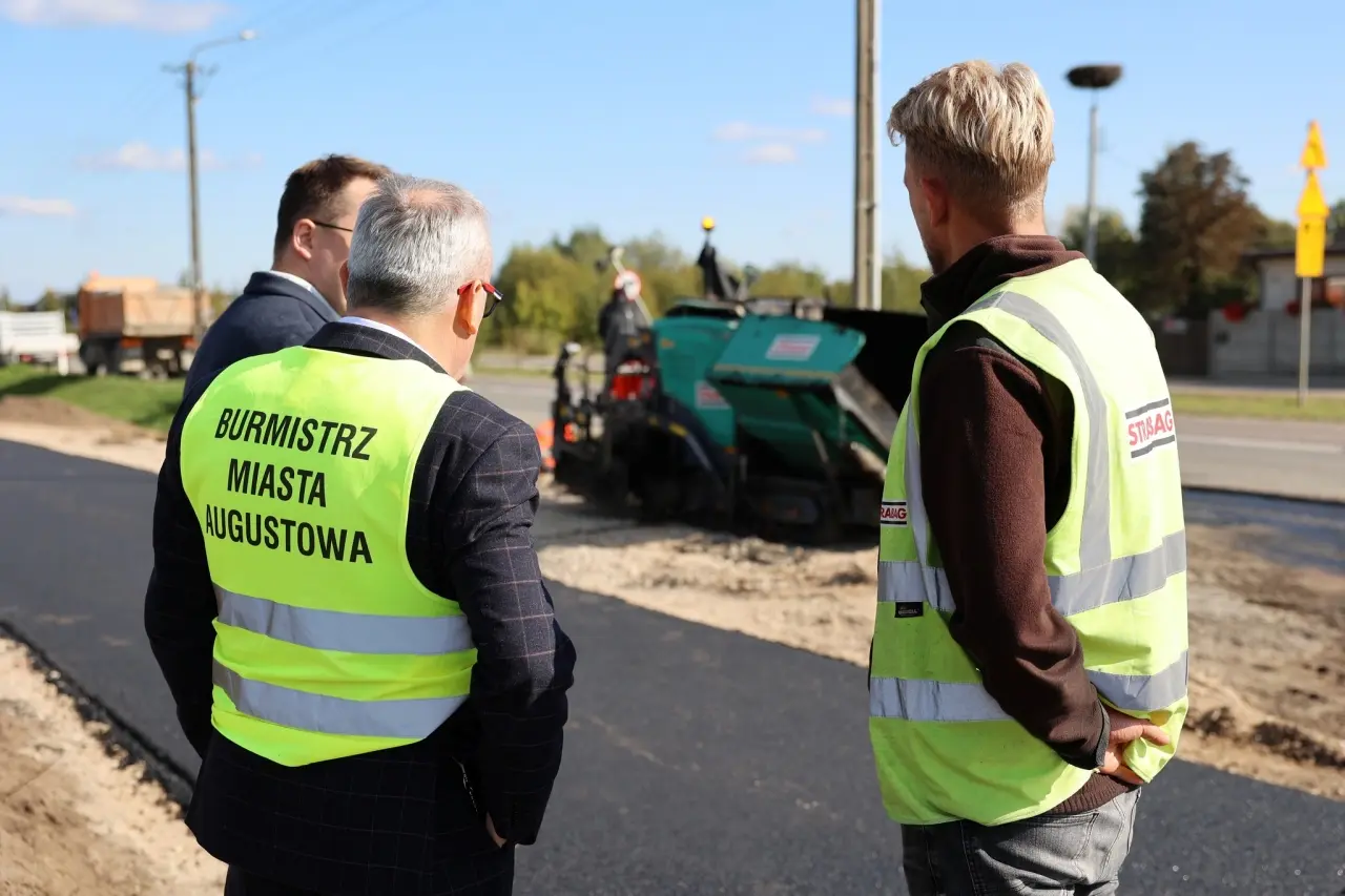 Augustów Lada moment kolejna ścieżka pieszo–rowerowa będzie gotowa (1)