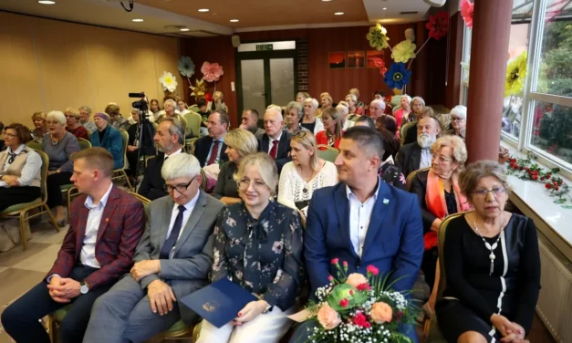 Augustów: Augustów: 55-lecie Oddziałowej Sekcji Emerytów i Rencistów ZNP w Augustowie [Foto]