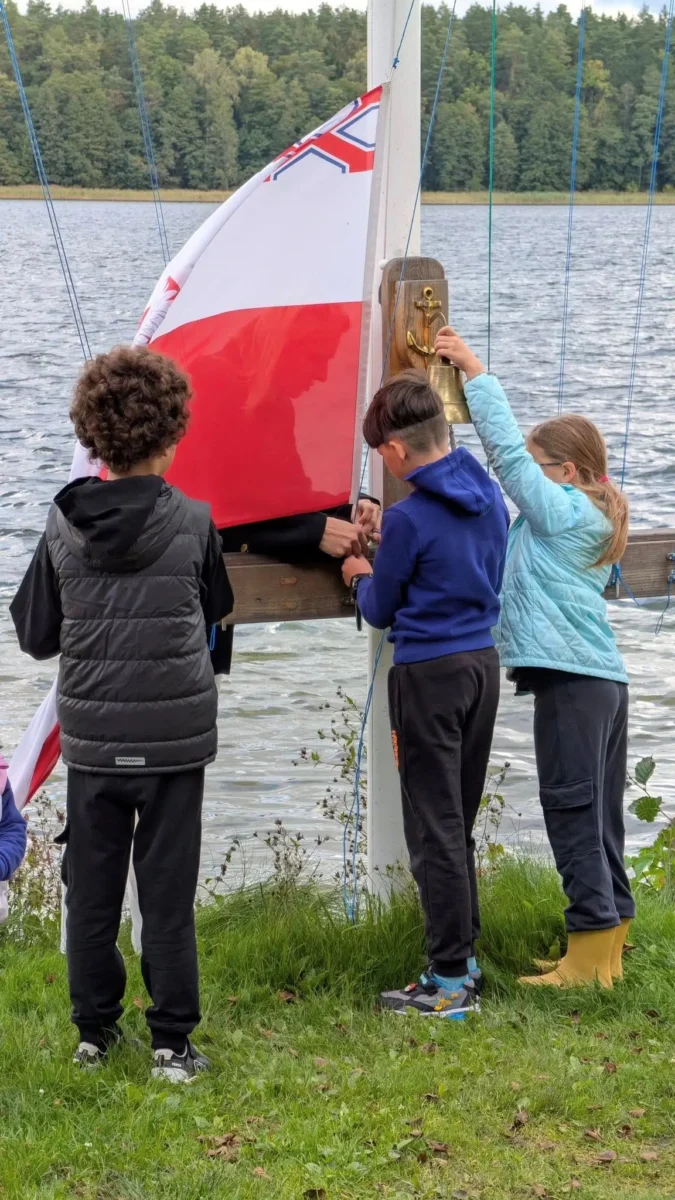 Yacht Klub Polski Augustów zakończył sezon żeglarski 2025 (7)