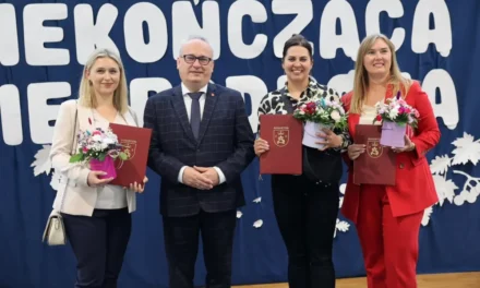 Z okazji Dnia Edukacji Narodowej Burmistrz Augustowa wyróżnił 31 nauczycieli i dyrektorów