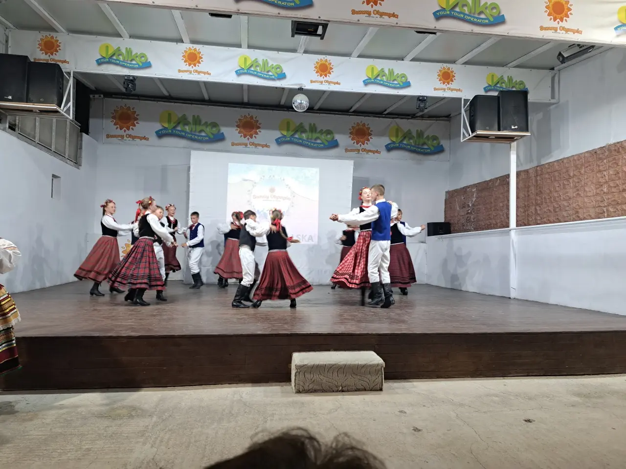 ZTL „Bystry” odświeżył stroje i wystąpił na międzynarodowym festiwalu w Bułgarii (15)