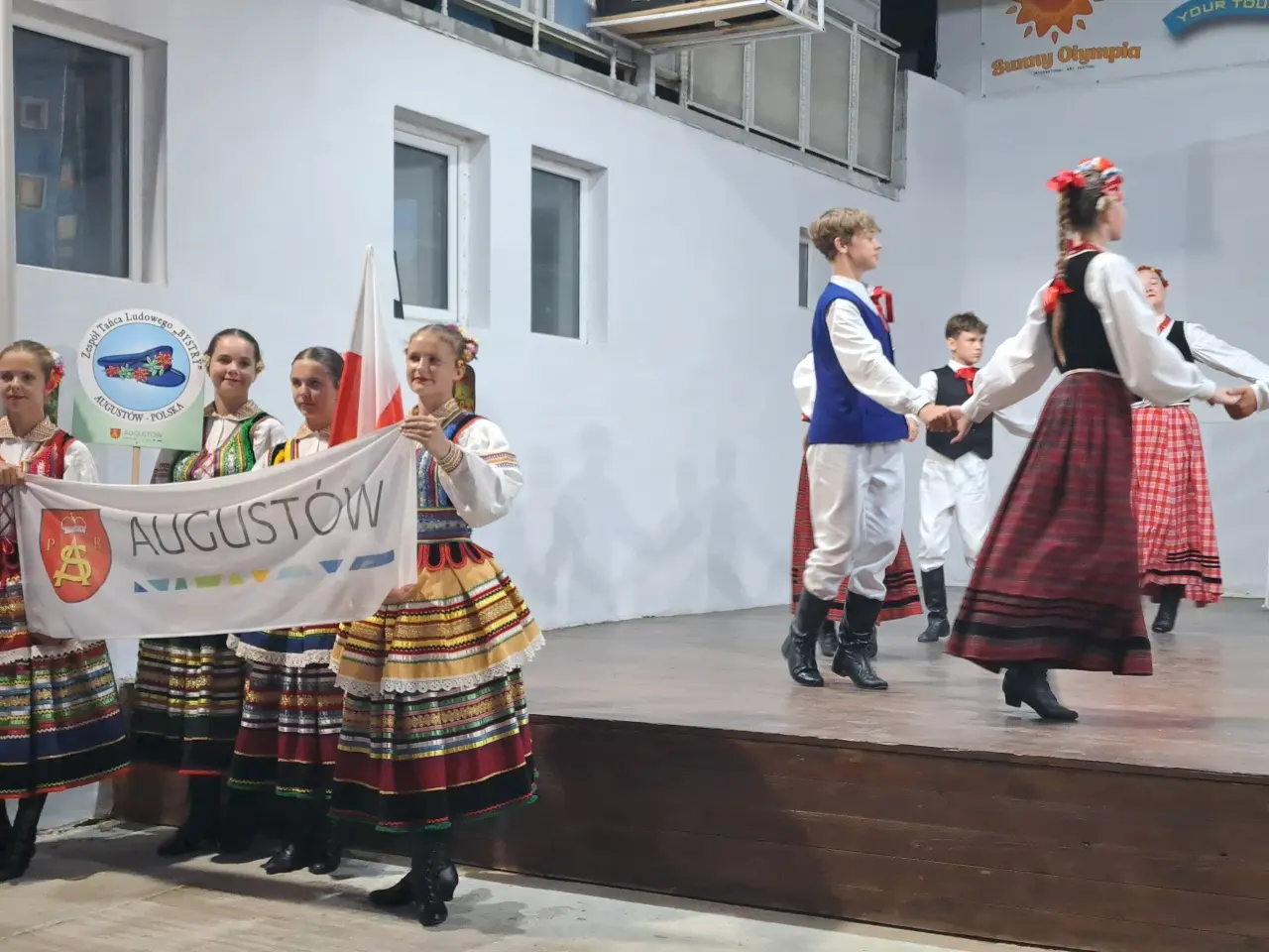 ZTL „Bystry” odświeżył stroje i wystąpił na międzynarodowym festiwalu w Bułgarii (18)