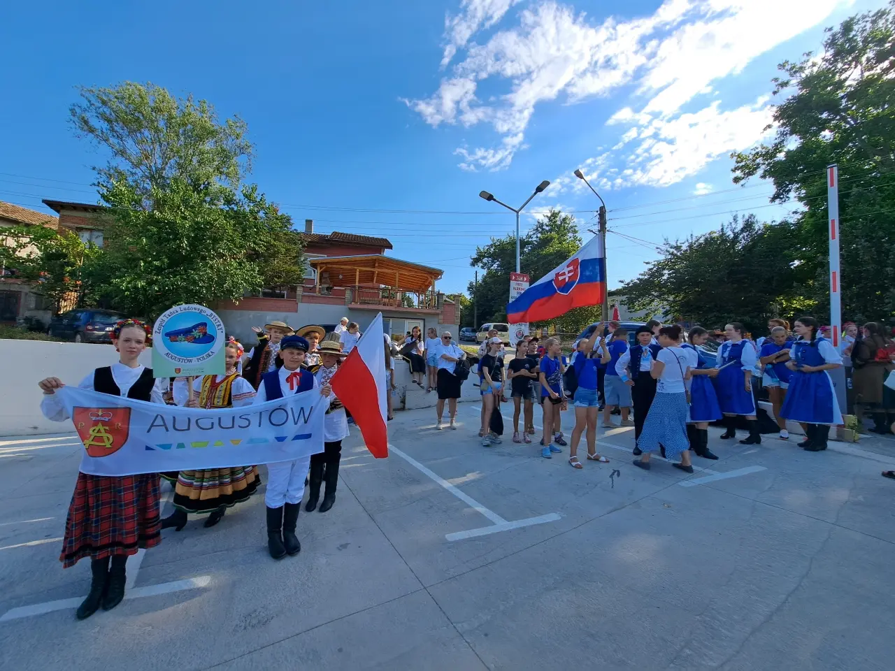 ZTL „Bystry” odświeżył stroje i wystąpił na międzynarodowym festiwalu w Bułgarii (5)