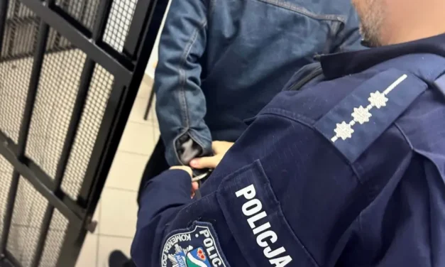 Augustów: Tymczasowy areszt dla 56-latka, który groził nożem sąsiadom