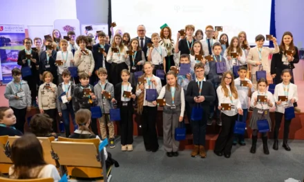 17. edycji Podlaskiego Uniwersytetu Dziecięcego. Blisko 250 uczniów klas IV-VI szkół podstawowych, w tym z Augustowa, rozpoczęło naukę