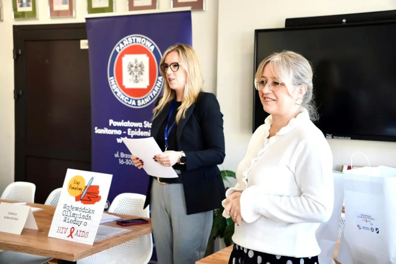 Augustów: Podsumowanie eliminacji powiatowych Wojewódzkiej Olimpiady Wiedzy o HIV/AIDS