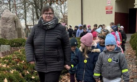 Augustów: Szkoła Podstawowa im. Sybiraków w Netcie świeci przykładem! [Foto]