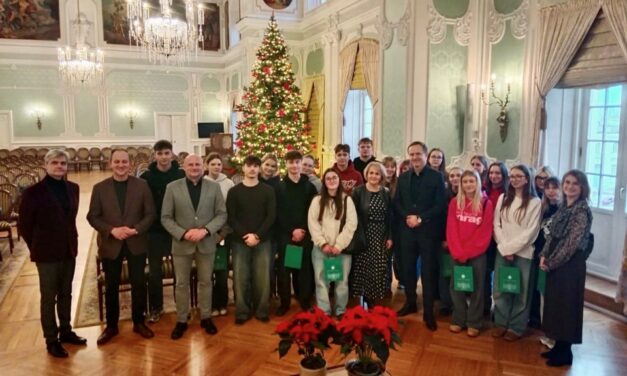 Augustów: Nowe możliwości rozwoju otwierają się przez uczniami „Piramowicza”