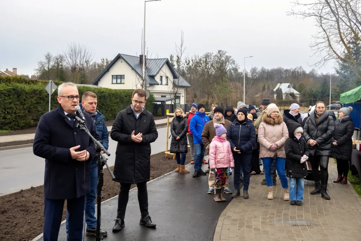 Augustów: Ulica Arnikowa symboliczne oddana do użytku