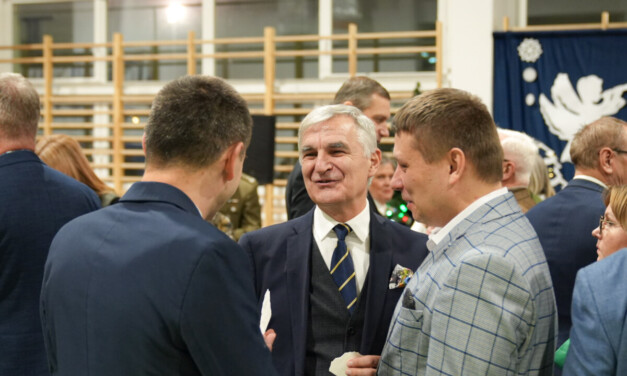 Relacja z samorządowego spotkania opłatkowego w Augustowie.