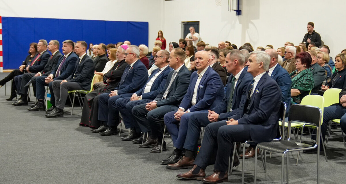 Relacja z samorządowego spotkania opłatkowego w Augustowie.