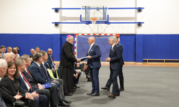 Relacja z samorządowego spotkania opłatkowego w Augustowie.