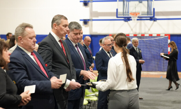 Relacja z samorządowego spotkania opłatkowego w Augustowie.