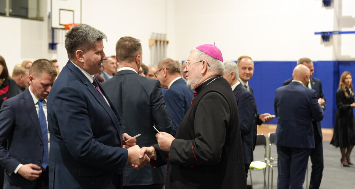 Relacja z samorządowego spotkania opłatkowego w Augustowie.