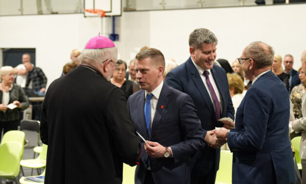 Relacja z samorządowego spotkania opłatkowego w Augustowie.