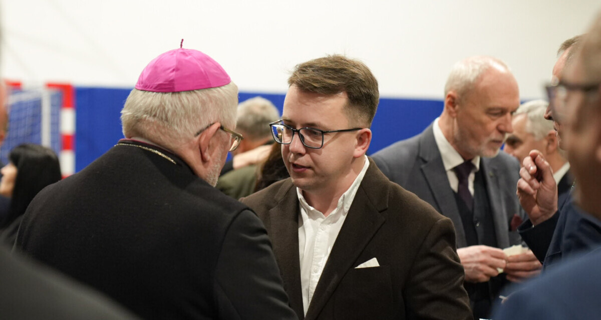 Relacja z samorządowego spotkania opłatkowego w Augustowie.