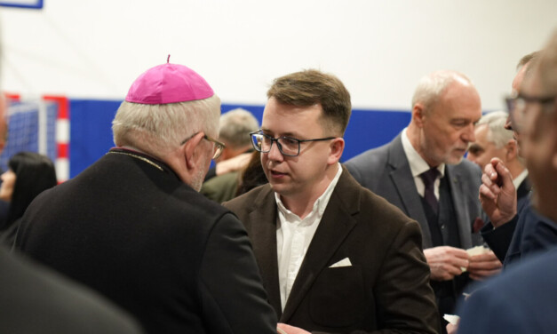 Relacja z samorządowego spotkania opłatkowego w Augustowie.